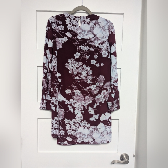 BCBGMaxAzria Ashton Floral Layered Dress Long Sleeve - Picture 9 of 9